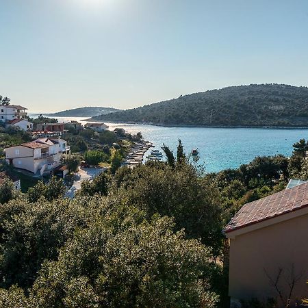 Holiday Home Mirna Vala Sevid Extérieur photo