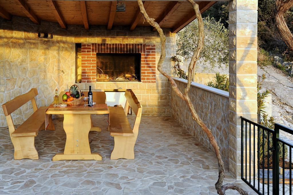 Holiday Home Mirna Vala Sevid Extérieur photo