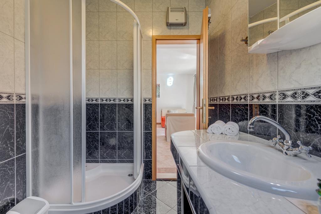 Holiday Home Mirna Vala Sevid Extérieur photo