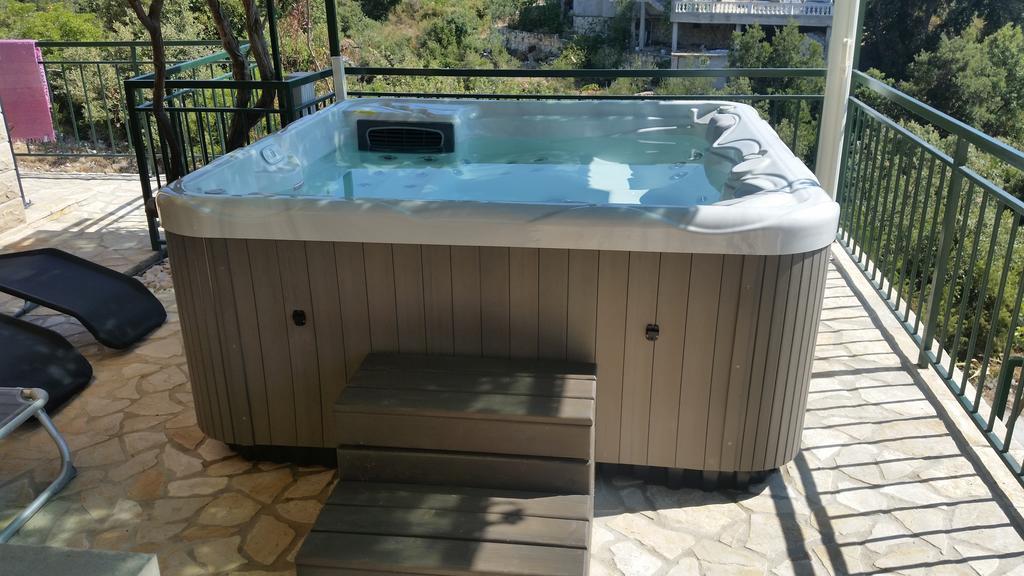 Holiday Home Mirna Vala Sevid Extérieur photo