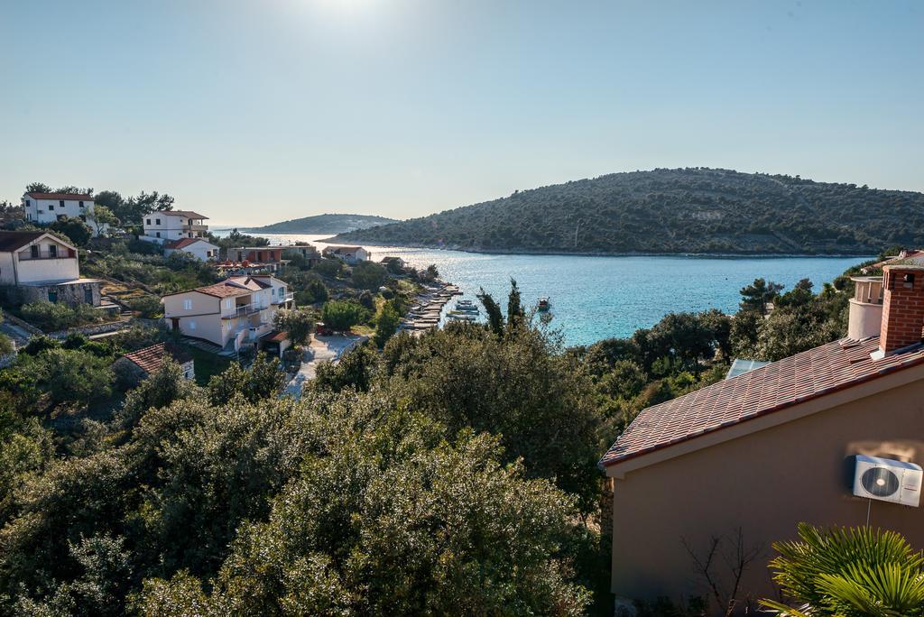 Holiday Home Mirna Vala Sevid Extérieur photo